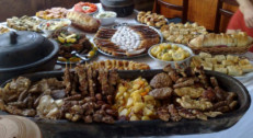 1690 din za banatski ručak (čorba,glavno jelo sa dnevnog menija,salata,hleb,desert) + jahanje konja sa instruktorom u restoranu 100 TOPOLA na Ergeli Bata Crepaja!
