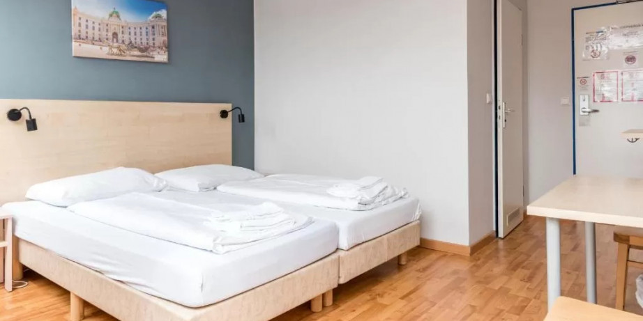 9450 din za noćenje sa doručkom za dvoje odraslih u standardnoj 1/2 sobi + dvoje dece u Beču u jednom od ponuđenih A&O hotela!