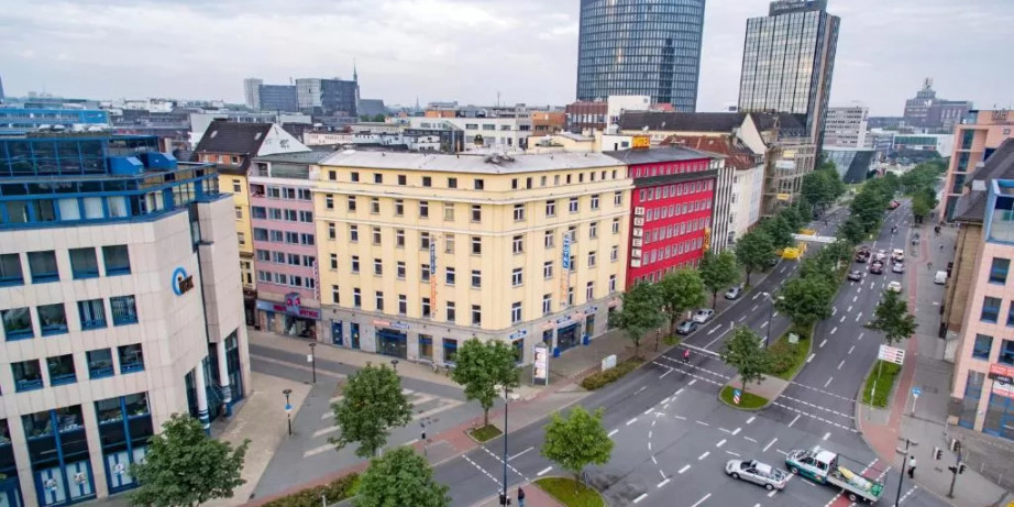 9450 din za noćenje sa doručkom za dvoje odraslih u standardnoj 1/2 sobi + dvoje dece u hotelu A&O Dortmund Hauptbahnhof!
