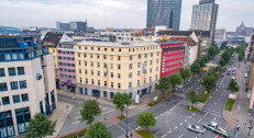 9450 din za noćenje sa doručkom za dvoje odraslih u standardnoj 1/2 sobi + dvoje dece u hotelu A&O Dortmund Hauptbahnhof!