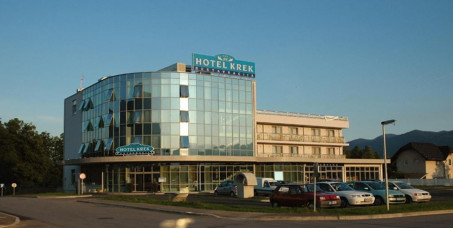 29990 din za 3 noćenja sa doručkom za dve osobe i jednom večerom u hotelu KREK*** na Bledu!