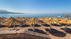 1500 din za vaučer za popust na letovanje 7 punih pansiona po osobi u Lux Vili Sunce u Sutomoru za 147 evra (7 noćenja+doručak,ručak i večera u Konobi)!