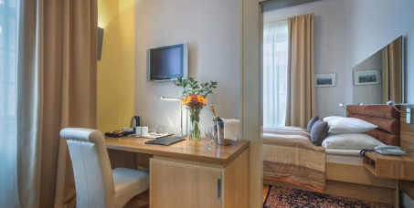 30000 din za dva noćenja sa doručkom za dve osobe u hotelu MONASTERY**** u centru Praga!