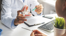 1500 din za uklanjanje zubnog kamenca i mekih naslaga u ordinaciji 3 Dentista na Novom Beogradu!