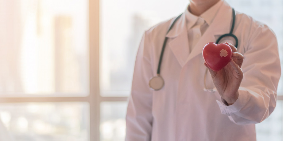 9500 din za POST KOVID kardiološki paket (ekg sa pregledom kardiologa i ultrazvukom srca sa kolor doplerom ,ultrazvuk trbušne aorte i Holter 24h monitoring EKG) u ordinaciji Vračar Medical!