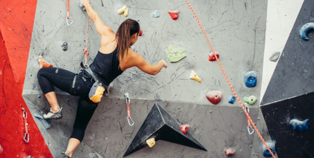 1200 din za tri treninga sportskog penjanja na veštačkoj steni sa dva trenera-SPK Granit!