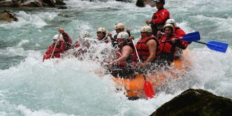 590 din za vaučer za popust na Rafting na Tari sa dva noćenja za 45 evra u kampu HIGHLANDER u Foči!