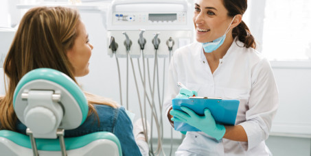 2000 din za popravku zuba ili zamenu stare plompe novom u ordinaciji 3 Dentista na Novom Beogradu!