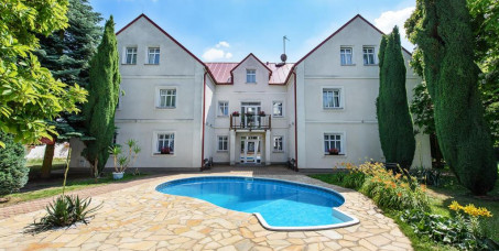 15970 din za dva noćenja sa polupansionom za dve osobe u dvokrevetnoj sobi u hotelu MARIE LUISA 3* u Pragu!