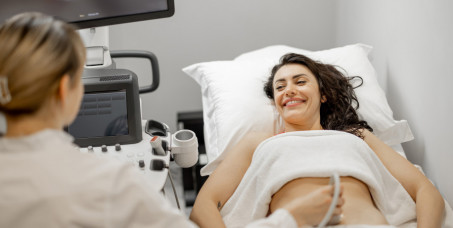 4990 din za Internistički pregled EKG+UZ abdomena,urotrakta (bešika i mokraćni kanali-za muškarce prostata) sa izveštajem 2 doktora specijaliste -SD Medic Life na Vračaru!