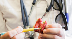 4900 din za ENDOKRINOLOŠKI PREGLED DOKTORA SUBSPECIJALISTE +UZ štitne žlezde-SD Medic Life na Vračaru!