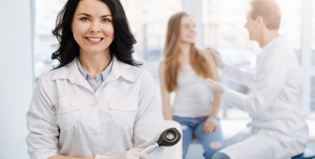 4000 din za pregled dermatologa sa dermatoskopijom u ordinaciji Doutora!