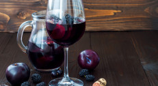 1260 din za flašu domaćeg kupinovog vina 0,75l "Drinski obraz" iz Rašinog voćnjaka!