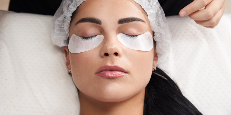 1800 din za Lash lift trepavica(uvijanje trepavica+ keratin koji hrani dlaku+farbanje trepavica) u 