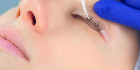 1500 din za lash lift - podizanje trepavica u salonu Ashanti beauty na Voždovcu!