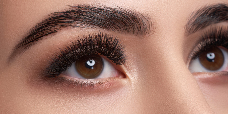 2800 din za paket (lash lift i brow lift) u salonu lepote NICE kod Beogradske Arene!