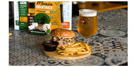 1300 din za 2x Hangover burger + 2x Coca-Cola 0,25 u food baru ALL STAR na Bogosloviji!