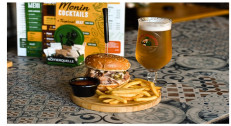 1300 din za 2x Hangover burger + 2x Coca-Cola 0,25 u food baru ALL STAR na Bogosloviji!