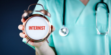 3000 din za internistički pregled+EKG u internističkoj ordinaciji SB MEDIC na SLAVIJI!