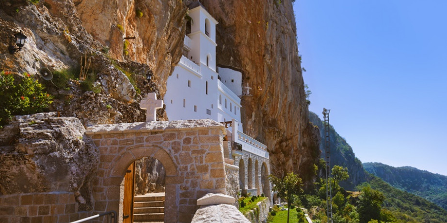 490 din za popust na putovanje OSTROG - BUDVA - MILEŠEVA (1 noć) za 5500 din!