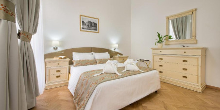 27760 din za dva noćenja sa doručkom za dve osobe u hotelu SUITE HOME **** u Pragu!