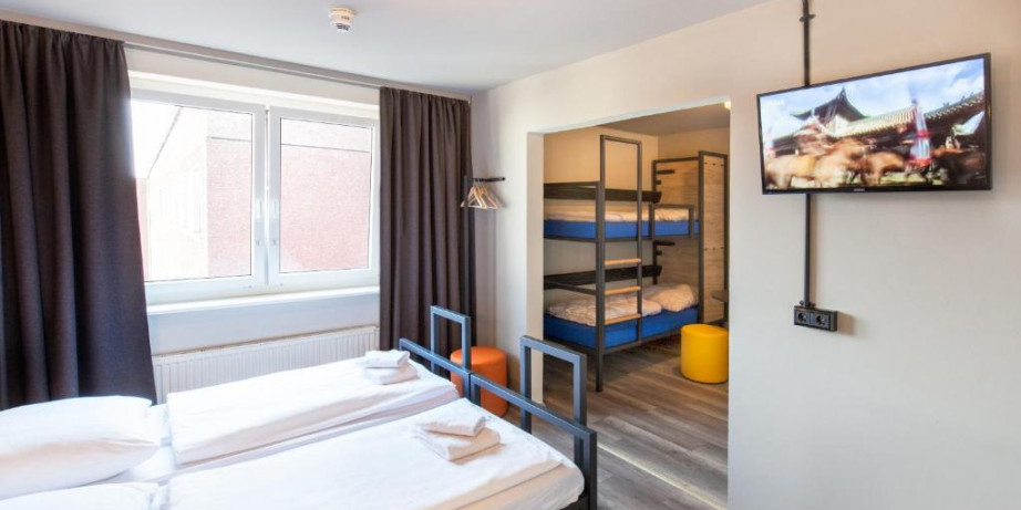 8330 din za noćenje sa doručkom za dvoje odraslih u standardnoj 1/2 sobi + dvoje dece u Berlinu u jednom od ponuđenih A&O hotela!