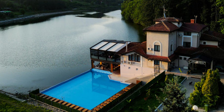 2990 din za noćenje za dve osobe u hotelu Jezero Kudreč u Smederevskoj Palanci!