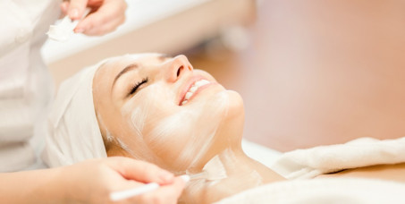 3630 din za klasičan SOS tretman lica + masaža lica u kozmetološkom centru Iva Derma na Dorćolu!