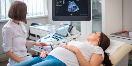 9800 din za DOUBLE TEST ultrazvučni pregled za trudnice (od 11-14.nedelje) i laboratorijske analize: kks,free bHCG,PAPP-a u ginekološkoj ordinaciji SWISSMEDICA u centru grada!