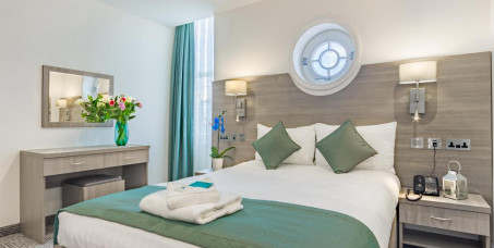 13050 din za noćenje sa doručkom za dve osobe u The Lion and Key hotelu u Londonu!
