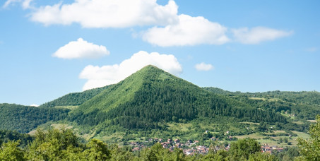 590 din za vaučer za popust na vikend putovanje Bosanske piramide + 2 noći na Jahorini za 55€!