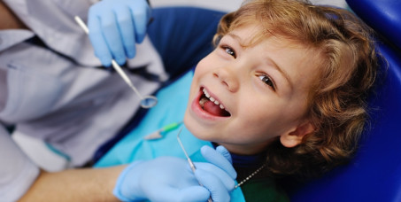 1000 din za stomatološku uslugu po izboru za decu (plombiranje jednog zuba ili preventivno zalivanje fisura jednog zuba) + GRATIS pregled u stomatološkoj ordinaciji 