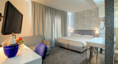1390 din za popust na noćenje sa doručkom za dve osobe u standardnoj dvokrevetnoj sobi u hotelu Jona u Splitu za 110&euro;!