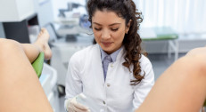 12000 din za EXTRA prošireni ginekološki pregled + endokrinolog, ultrazvuk štitne žlezde i hormoni FT3,FT4,TSH u poliklinici Labomedica!