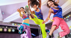 1290 din za mesec dana zumbe ili fit dance u fitness centru TOP FORM na dve lokacije!