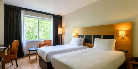 10830 din za noćenje sa doručkom za dve odrasle osobe i dvoje dece u A&O Brussel Centrum hotelu u Briselu!