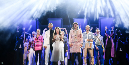 800 din za kartu za mjuzikl "Pogledaj dom svoj anđele" u Teatru Odeon 04.04.2025. u 19.30h!
