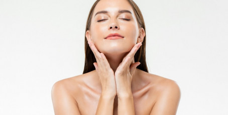 3300 din za detox & lift tretman blistave kože: ultrazvučno čišćenje lica,maska i japanska masaža (60min) u kozmetološkom centru Iva Derma na Dorćolu!