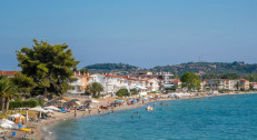 990 din za ostvarivanje popusta na letovanje u Posidiju (10 noćenja+ prevoz) od 122€! Polasci 01.06.2025/ 19.09.2025.