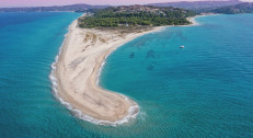 1300 din za ostvarivanje popusta na letovanje u Posidiju (10 noćenja+ prevoz) od 170€! Polasci 11.06.2025/ 09.09.2025.