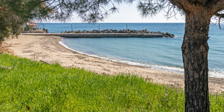 1200 din za ostvarivanje popusta na letovanje u Lutri (10 noćenja + prevoz) od 152€! Polazak 11.06.2025.!