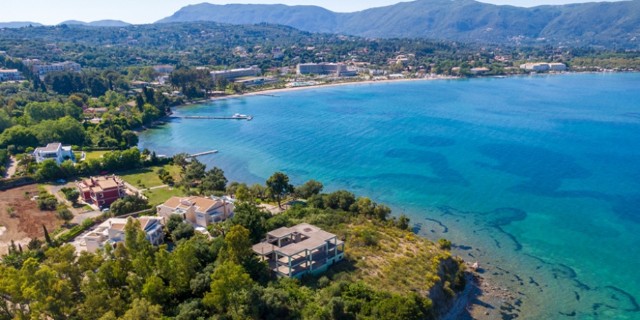 2100 din za ostvarivanje popusta na letovanje KRF (10 noćenja+ prevoz) od 260€! Polazak 07.09.2025.!
