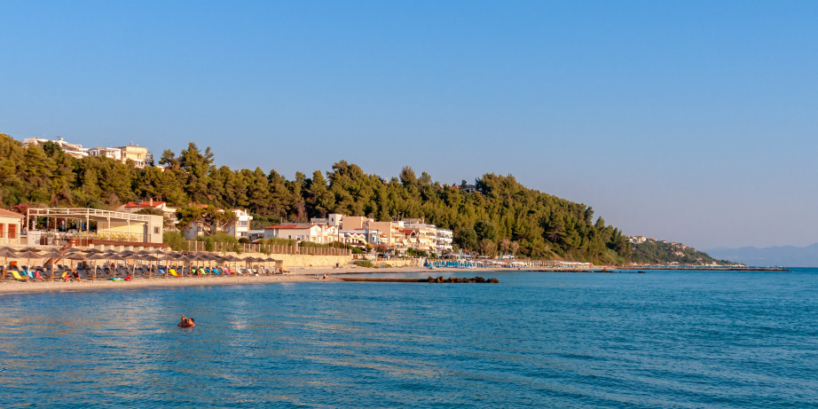 2300 din za ostvarivanje popusta na letovanje u KALITEI u apart hotelu Okeanis (10 noćenja+ prevoz) od 188€! Polazak 28.08.2025.!