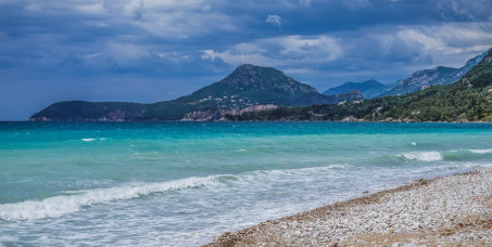 2390 din za vaučer za popust na letovanje u Lux Vili Sunce u Sutomoru (7 noćenja + doručak,ručak i večera u Konobi Akustik) za 250€!