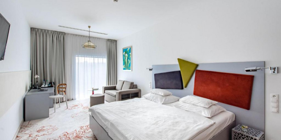 22490 din za 2 noćenja sa doručkom za dve osobe + korišćenje saune i đakuzija u hotelu Lenart 4* u blizini Krakova, Vijelička!