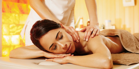 2800 din za hedonist mix: relax masaža celog tela + masaža stopala (80 min) u salonu Zen Club!