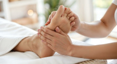 3500 din za relax masažu stopala 30 min u PHYSIO SENSE centru!