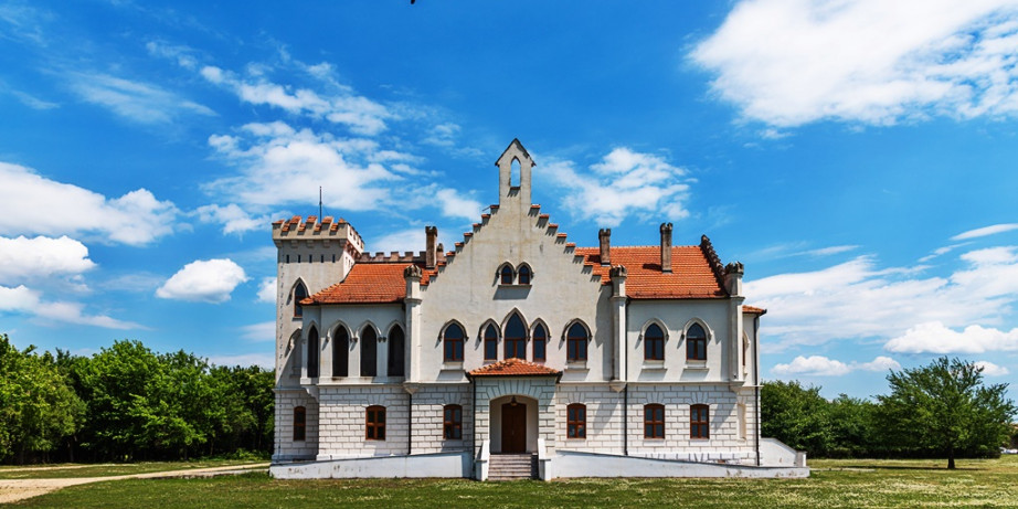 300 din za popust na jednodnevni paranormalni izlet - tajne Vojvođanskih dvoraca za  ...