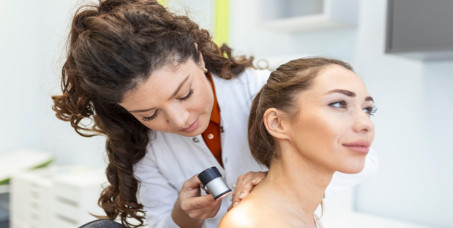 6500 din za  pregled dermatologa - konsultanti doktori sa VMA u ordinaciji Vračar Medical!