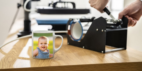 400 din za izradu šolje sa fotografijom ili natpisom po izboru u Foto Ris studiju na dve lokacije!